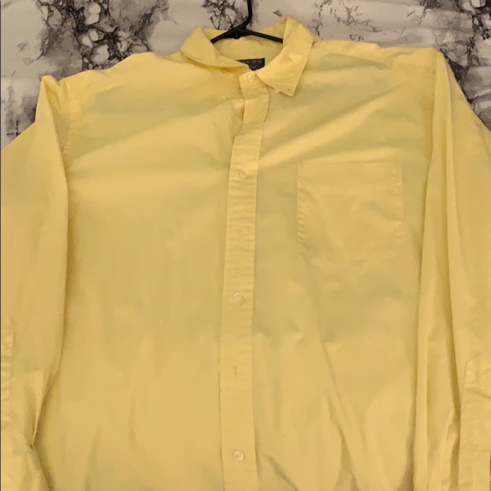 Men’s Button Down